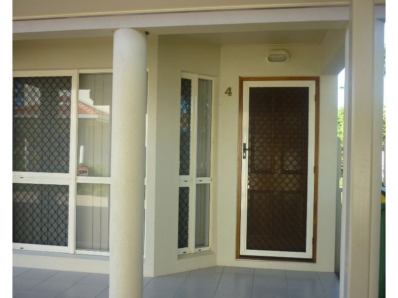 4/40 Diprose Street, Pimlico QLD 4812