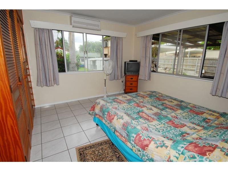14 Crauford Street, West End QLD 4810