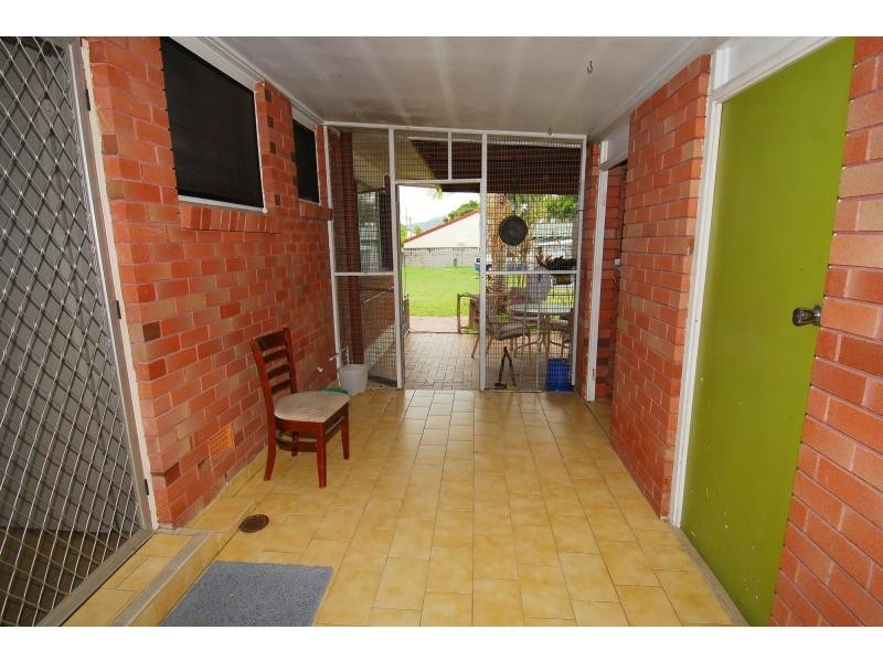 14 Crauford Street, West End QLD 4810