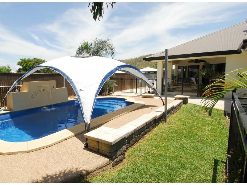 10 Riverstone Court, Mount Louisa QLD 4814