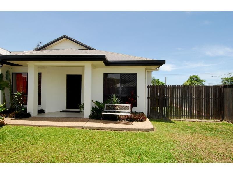 10 Riverstone Court, Mount Louisa QLD 4814