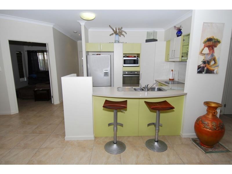 10 Riverstone Court, Mount Louisa QLD 4814