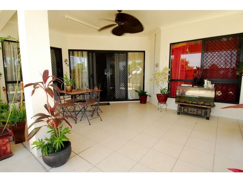 10 Riverstone Court, Mount Louisa QLD 4814