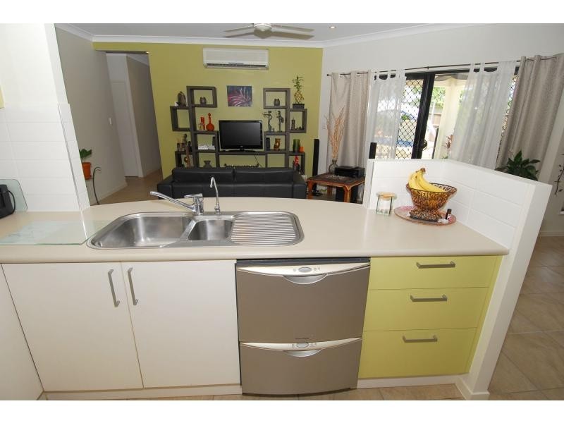 10 Riverstone Court, Mount Louisa QLD 4814