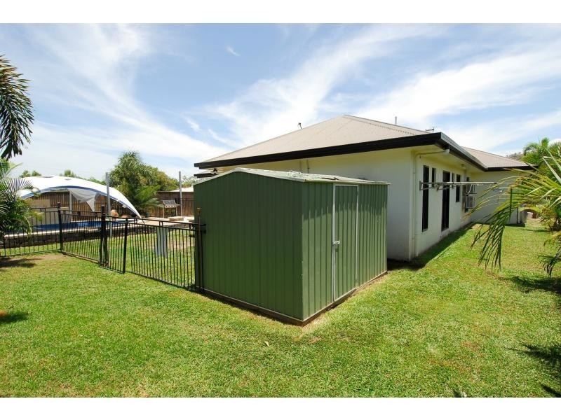 10 Riverstone Court, Mount Louisa QLD 4814