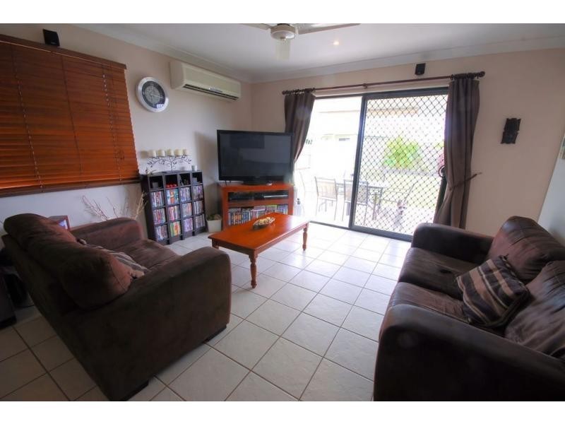 16 Wexford Crescent, Mount Low QLD 4818