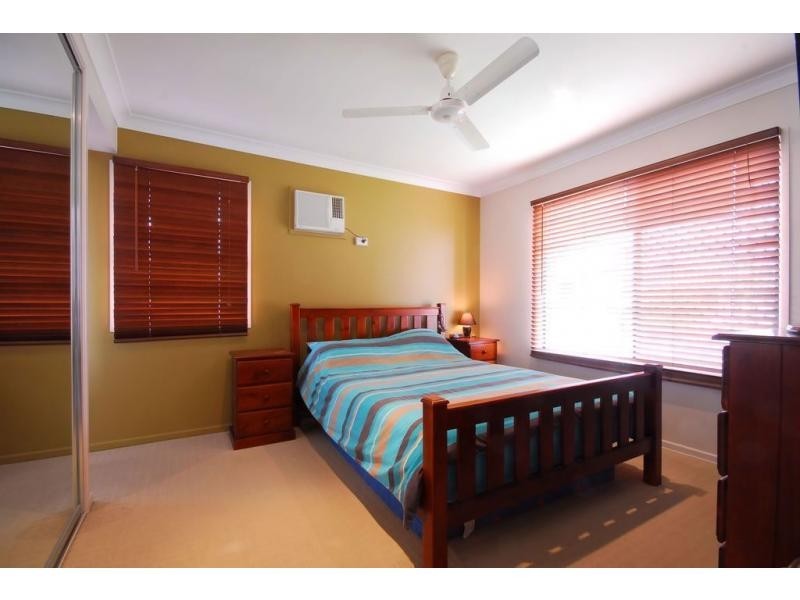 16 Wexford Crescent, Mount Low QLD 4818