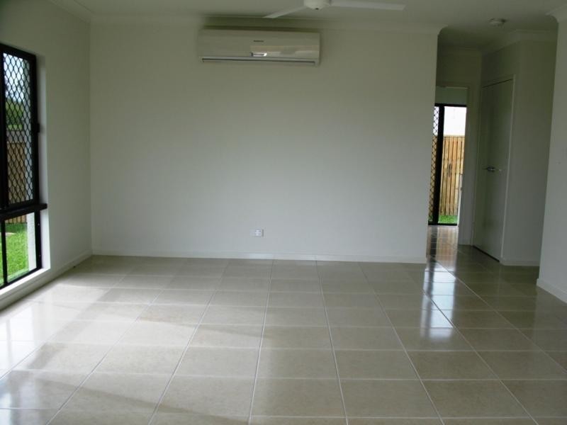 23 Deedes Crescent, Bushland Beach QLD 4818