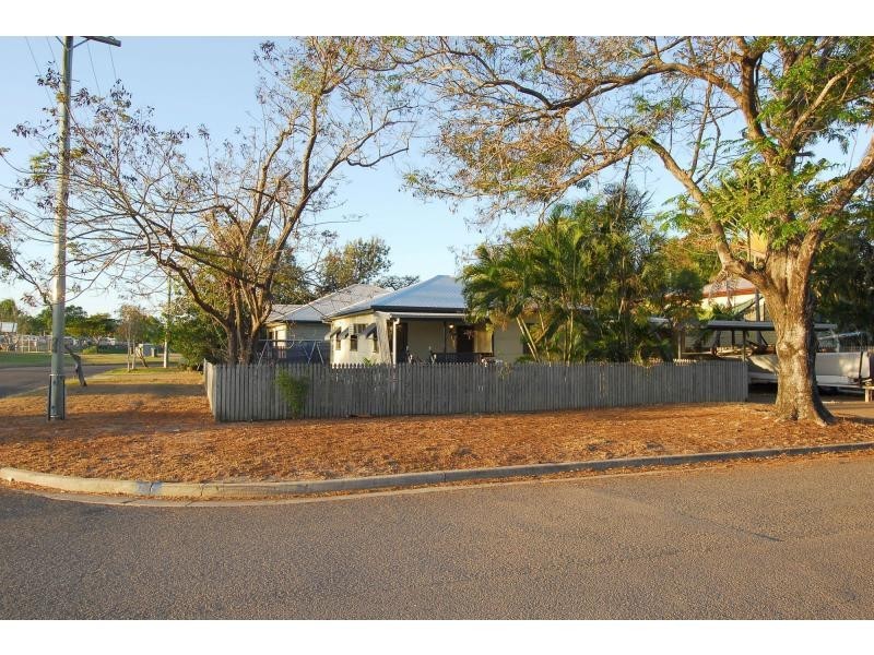 1/29 Urquhart Street, Currajong QLD 4812