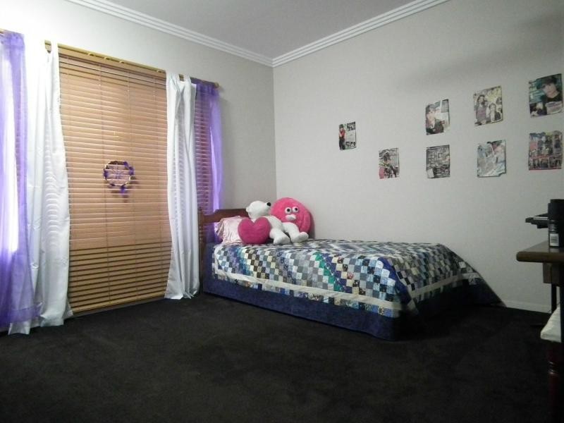 14 Genesta Court, Bushland Beach QLD 4818