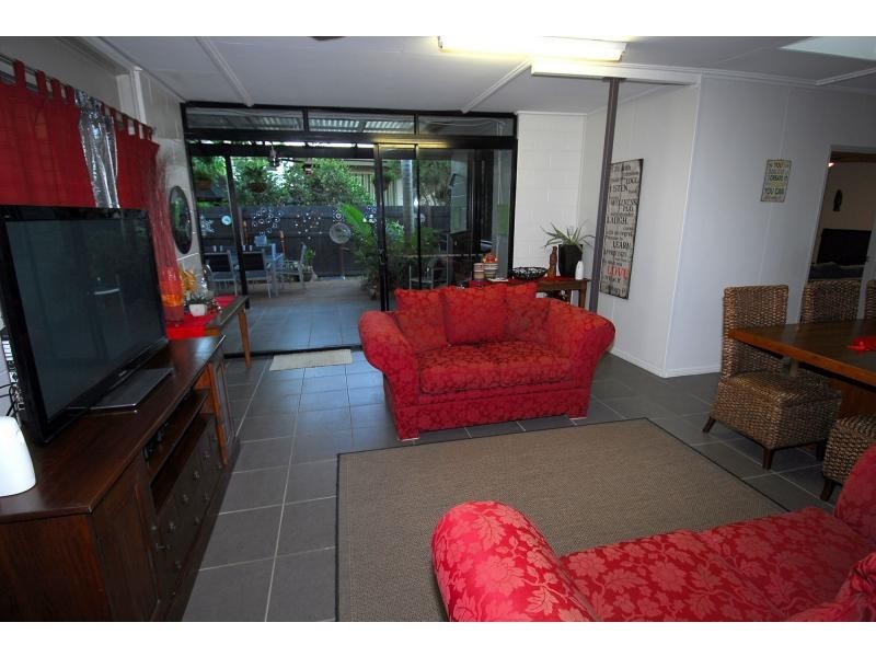 4 Armit Street, Aitkenvale QLD 4814