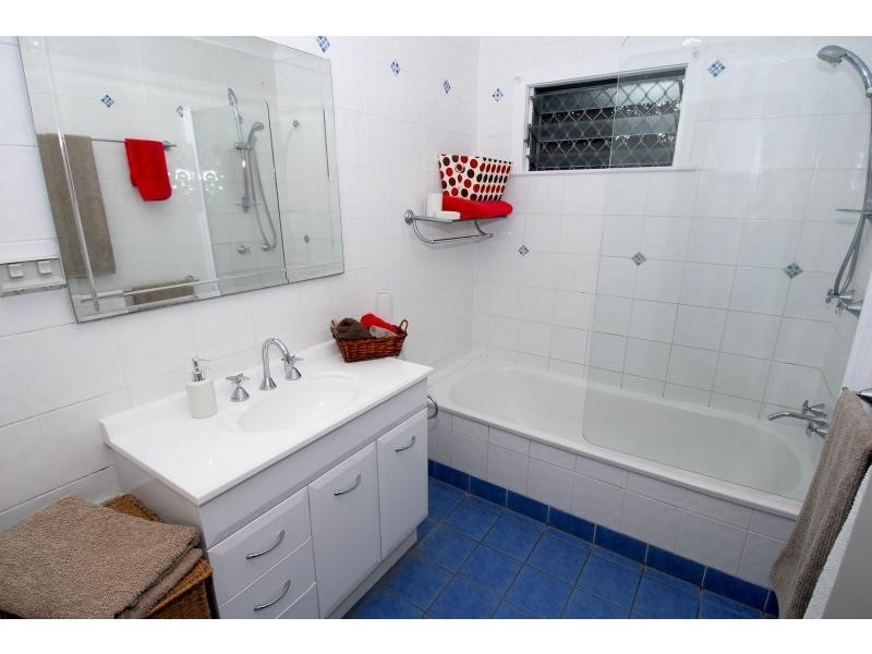 4 Armit Street, Aitkenvale QLD 4814