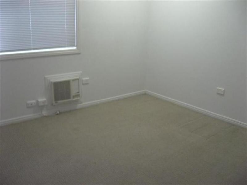 2/29 Soule Street, Hermit Park QLD 4812