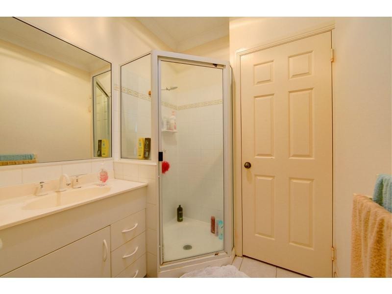 16/17 Canterbury Road, Kirwan QLD 4817