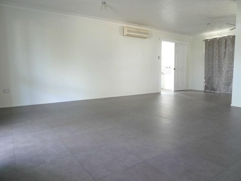 3 Lornsleigh Street, Mount Louisa QLD 4814