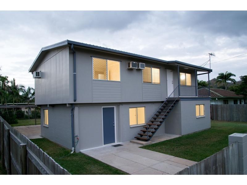 8 Rebecca Court, Rasmussen QLD 4815