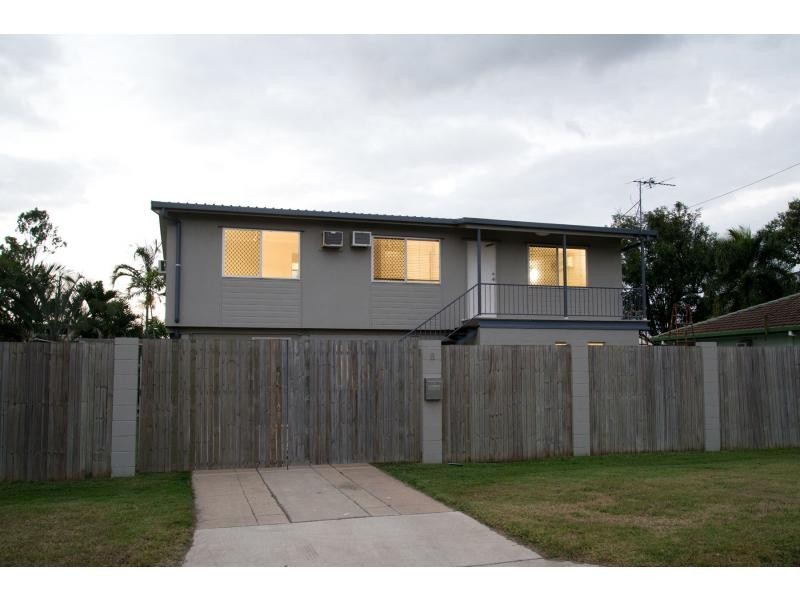 8 Rebecca Court, Rasmussen QLD 4815