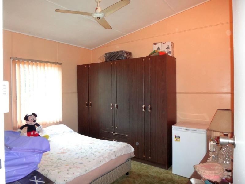 12 Robinson Street, Yabulu QLD 4818