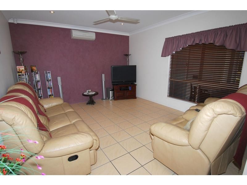 85 River Boulevard, Fairfield Waters, Idalia QLD 4811