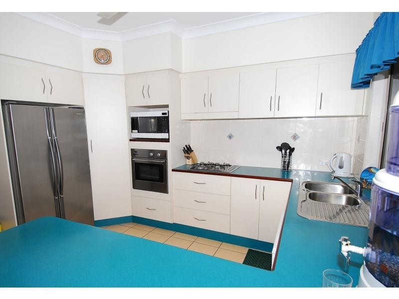 85 River Boulevard, Fairfield Waters, Idalia QLD 4811