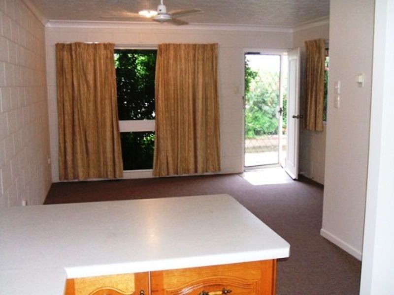 Pimlico QLD 4812