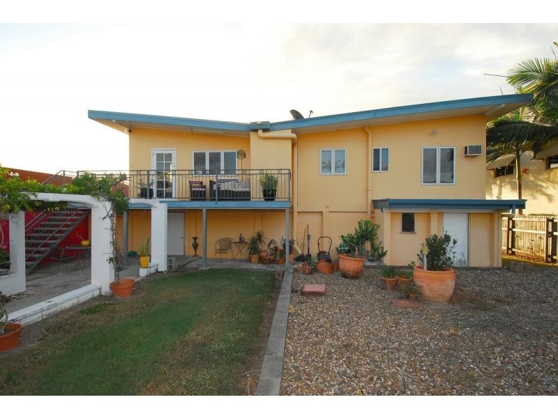 23 McKinley Street, North Ward QLD 4810