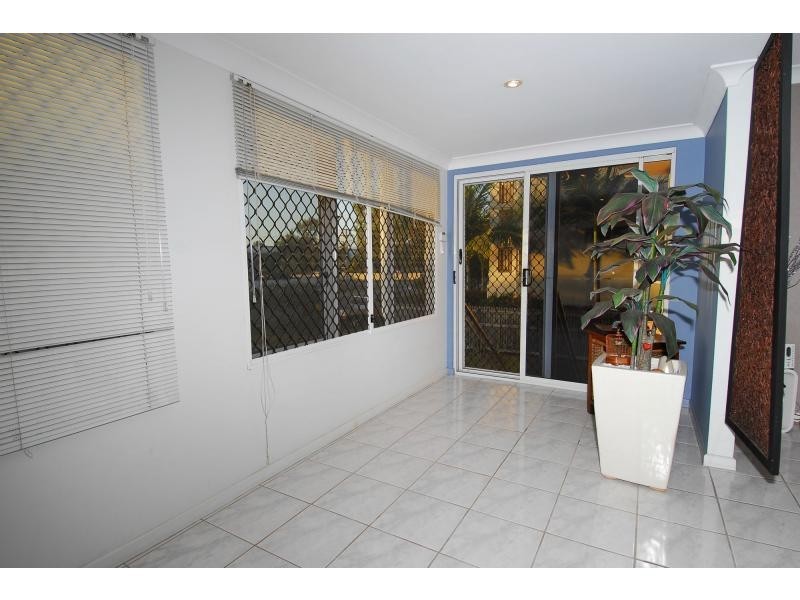 23 McKinley Street, North Ward QLD 4810