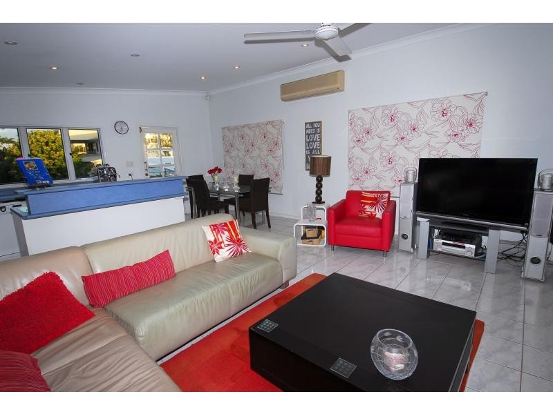 23 McKinley Street, North Ward QLD 4810