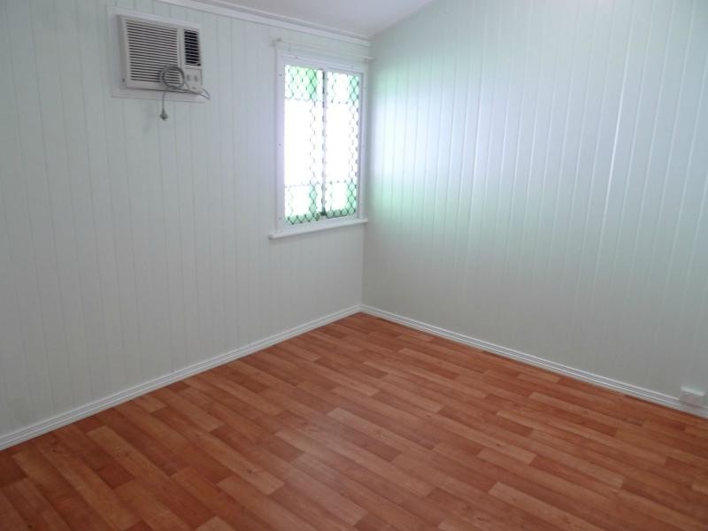 Hermit Park QLD 4812