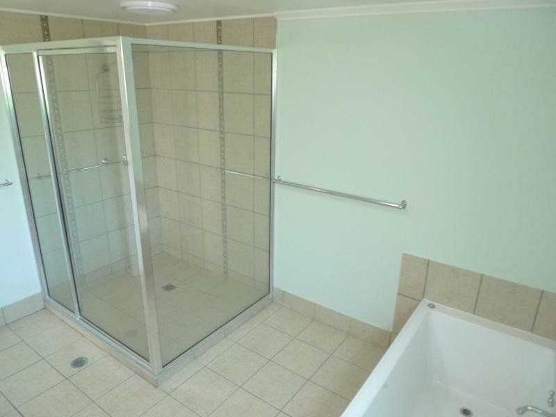 Hermit Park QLD 4812