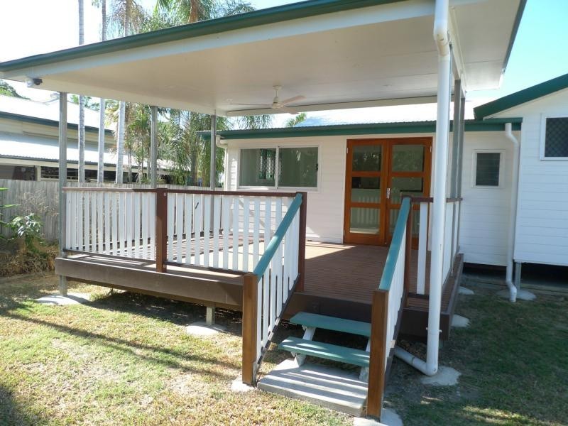 Hermit Park QLD 4812