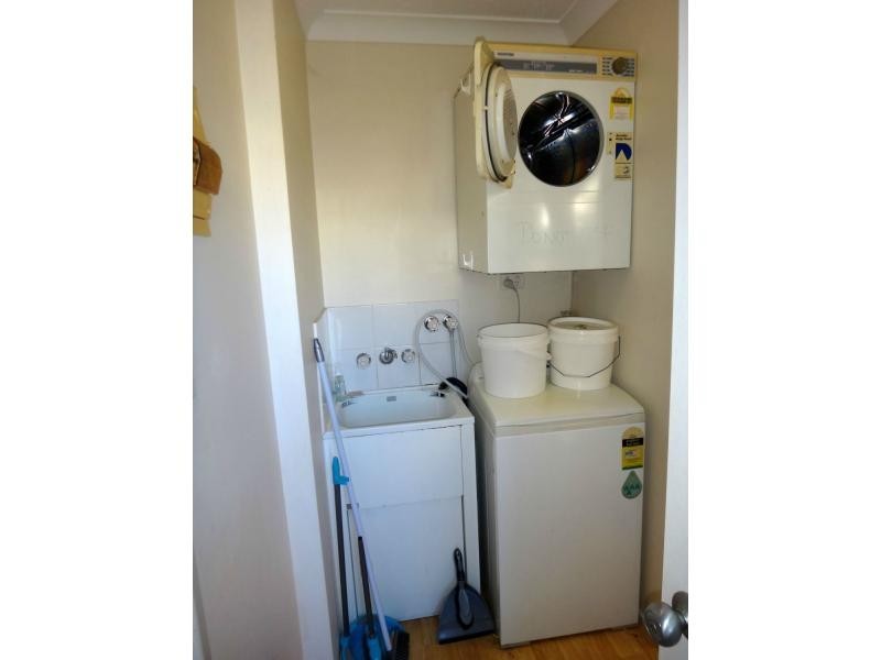 Unit 4/114 Mitchell Street, North Ward QLD 4810