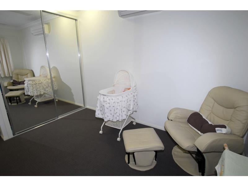 18 Beach Oak Drive, Sanctum Estate, Mount Low QLD 4818