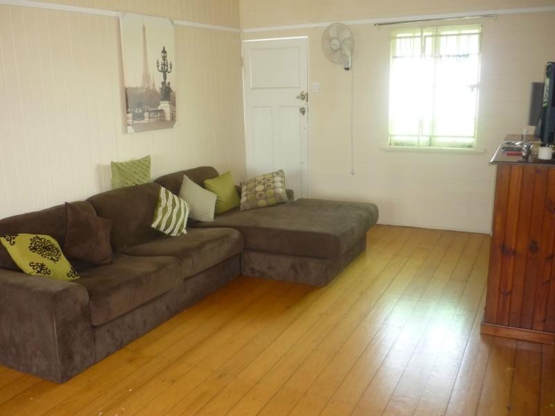 Pimlico QLD 4812