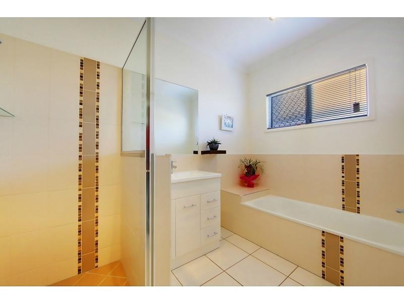 76 Twinview Terrace, Idalia QLD 4811