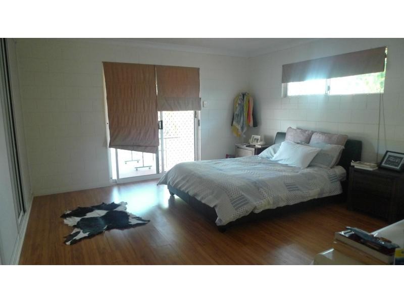 6 Bedrock Court, Mount Louisa QLD 4814