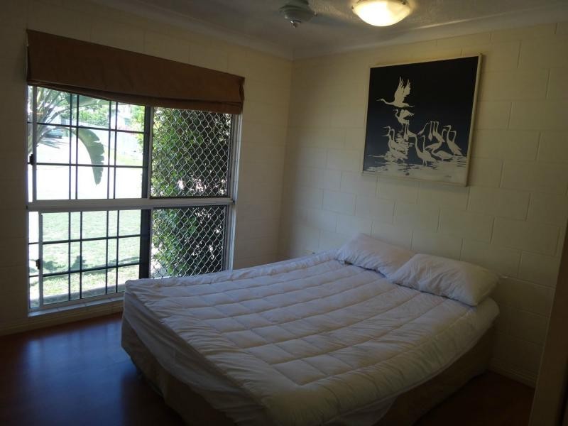 6 Bedrock Court, Mount Louisa QLD 4814