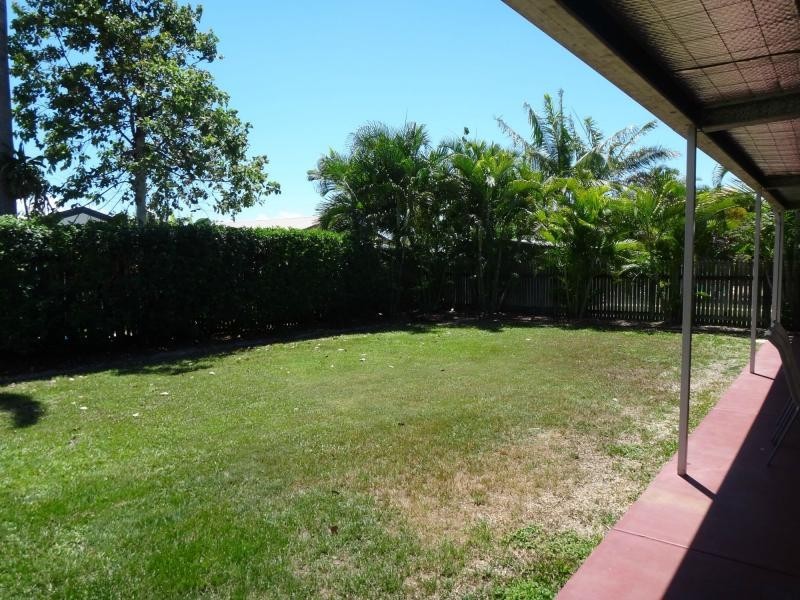 6 Bedrock Court, Mount Louisa QLD 4814