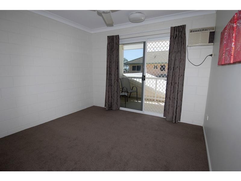 Unit 2/46 Grosvenor Street, Pimlico QLD 4812