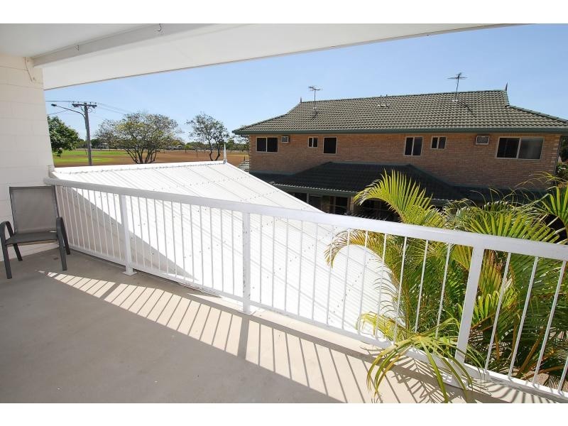 Unit 2/46 Grosvenor Street, Pimlico QLD 4812