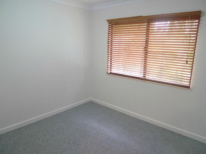 100 Ninth Avenue, Railway Estate QLD 4810