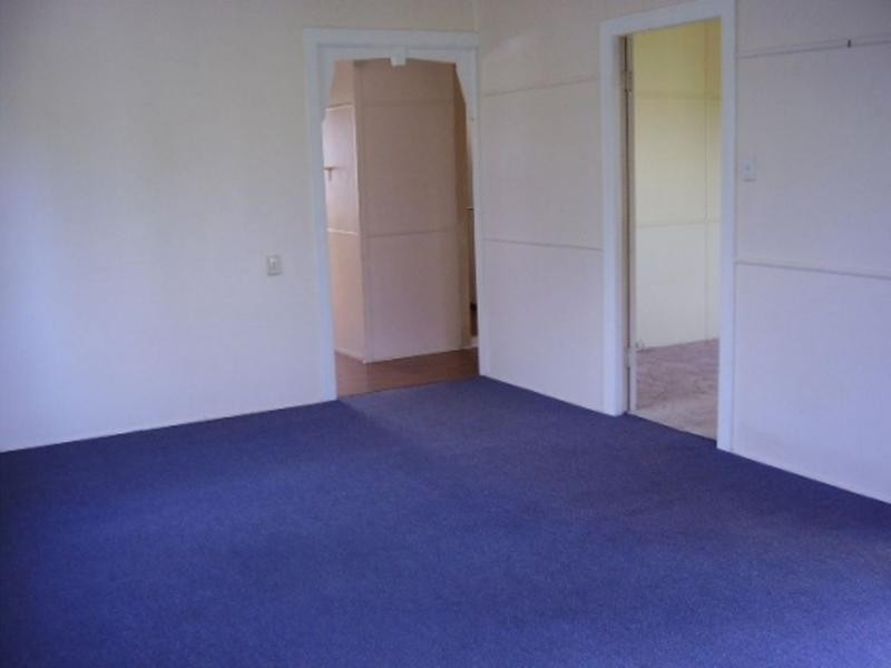 Pimlico QLD 4812