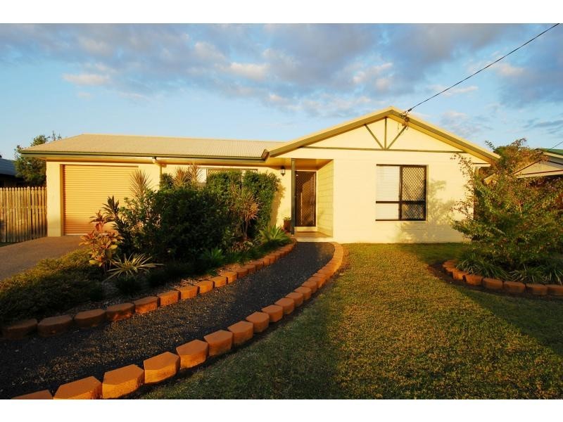 234 Pinnacle Drive, Rasmussen QLD 4815