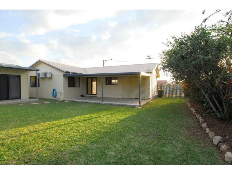 234 Pinnacle Drive, Rasmussen QLD 4815