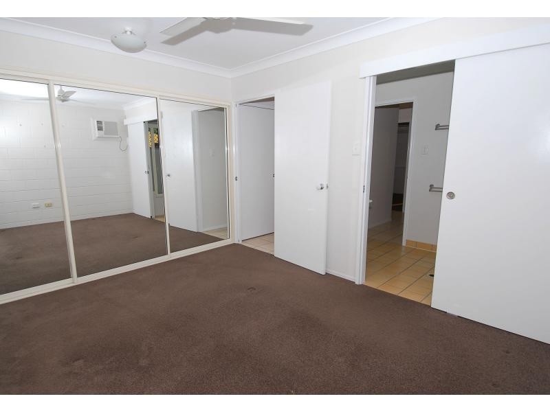 234 Pinnacle Drive, Rasmussen QLD 4815