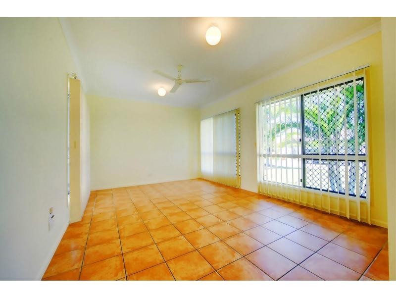 29 Riovista Way, Kirwan QLD 4817