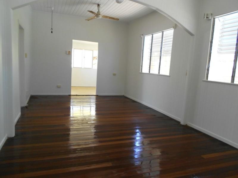 61 Bayswater Terrace, Hyde Park QLD 4812