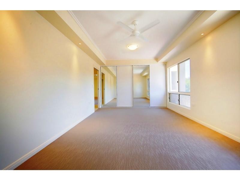 197 Upper Miles Avenue, Kelso QLD 4815