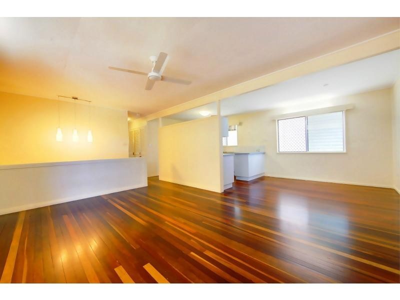 197 Upper Miles Avenue, Kelso QLD 4815