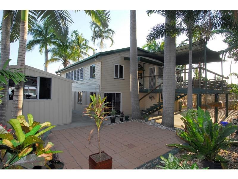 3 John Street, West End QLD 4810